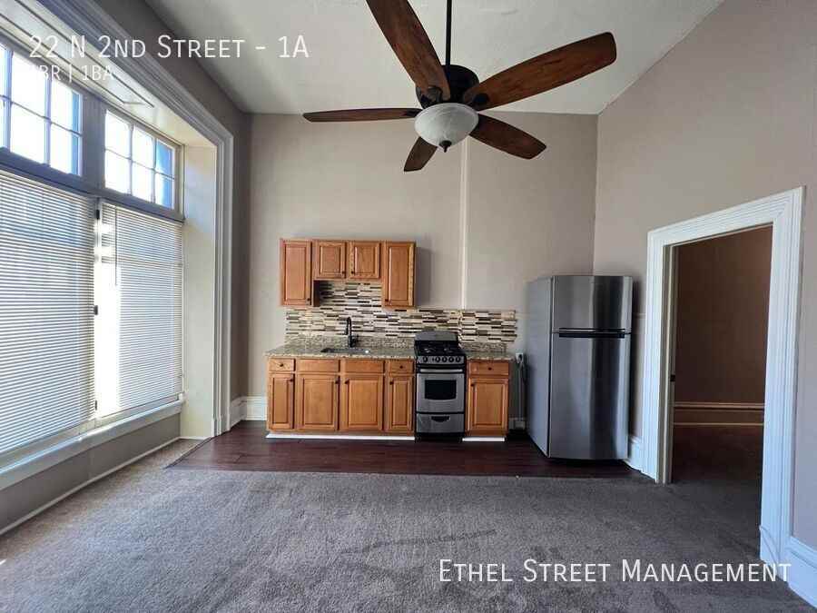 22 N 2nd St #1A - Photo 3 of 11