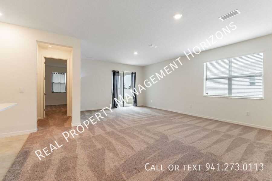 2632 89th Street Cir E - Photo 5 of 25