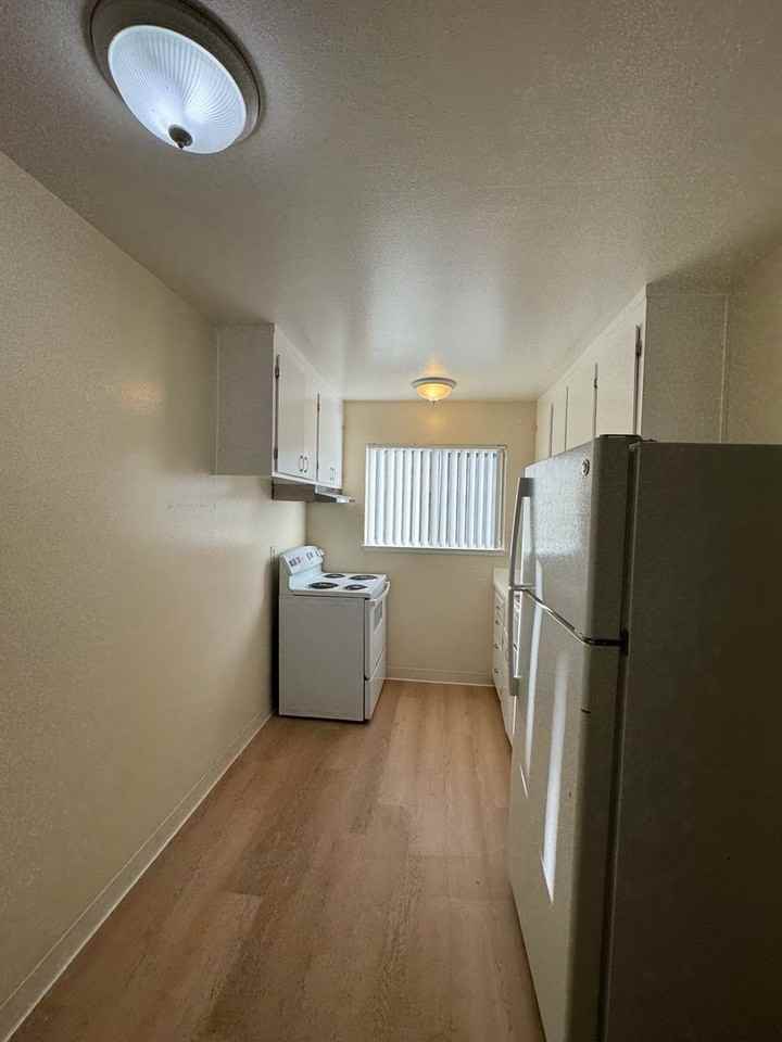 925 N Bayshore Rd W #6 - Photo 7 of 16