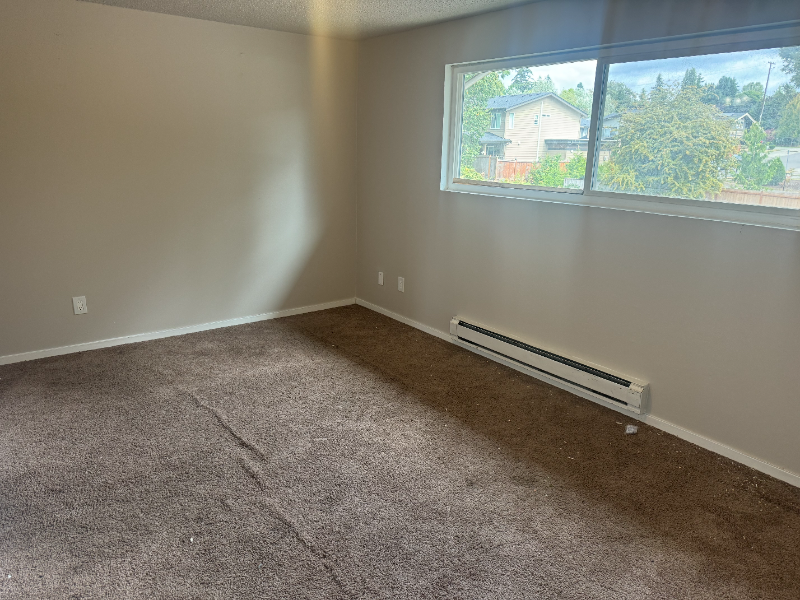 308 Summit Ave N #2 - Photo 7 of 16