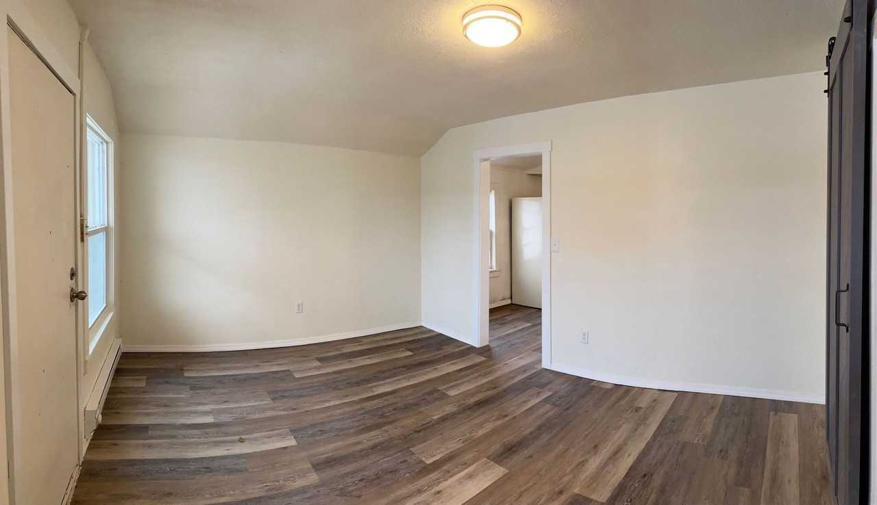 1018 E Denver St - Photo 6 of 16