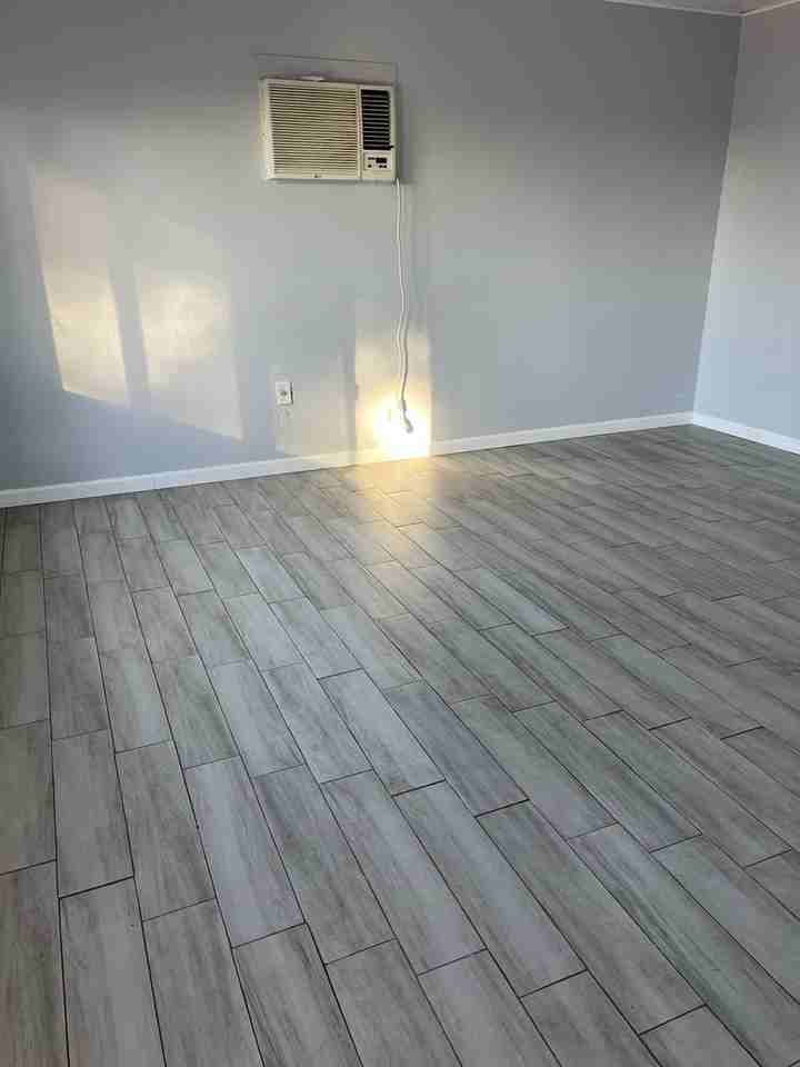 2742 Reservoir Dr - Photo 2 of 9