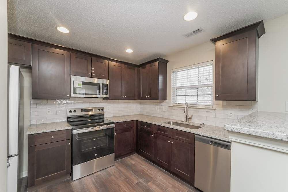 9208 Garnet Field Ct - Photo 4 of 12