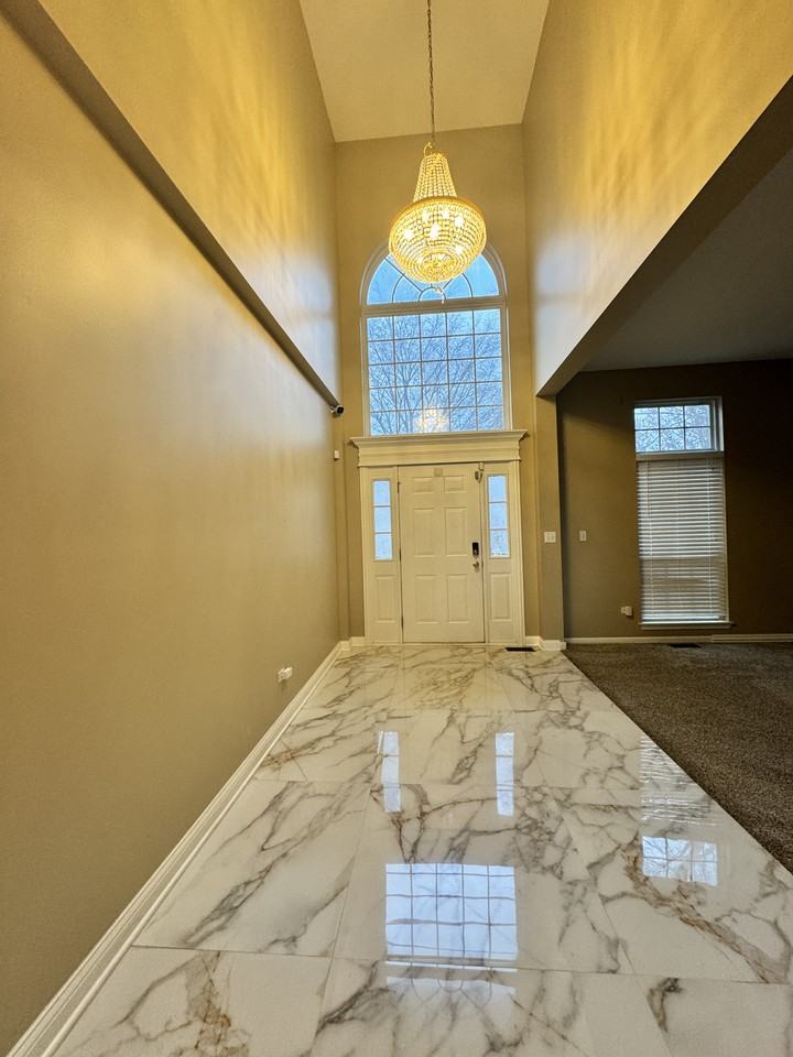 1339 Palisades Dr #NA - Photo 2 of 32