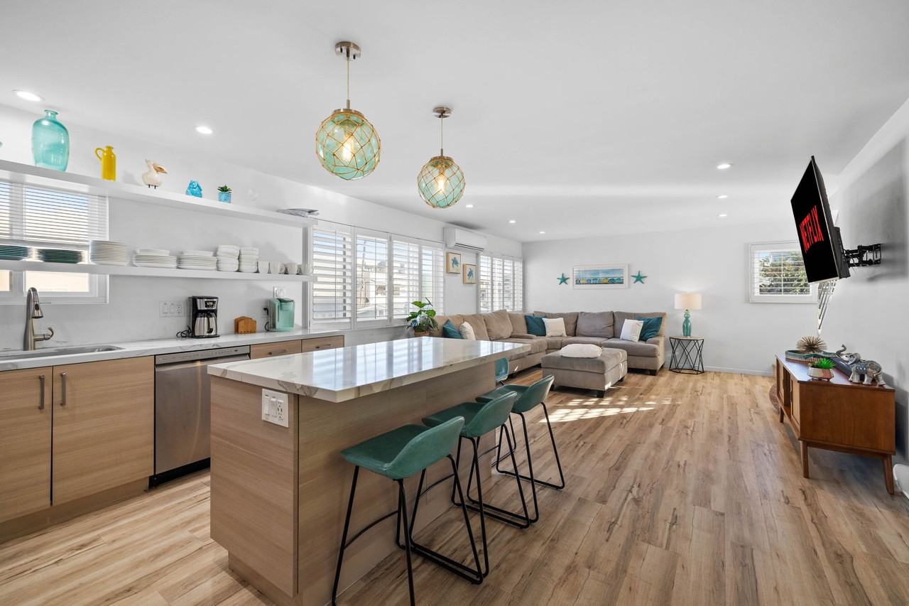 818 Rockaway Ct #NA - Photo 2 of 25