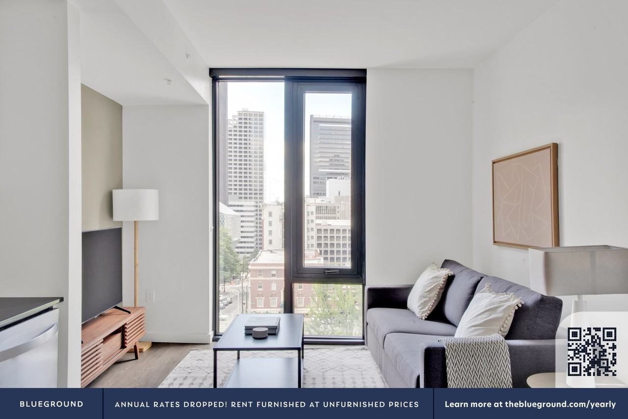 702 Spring St #451 - Photo 4 of 37