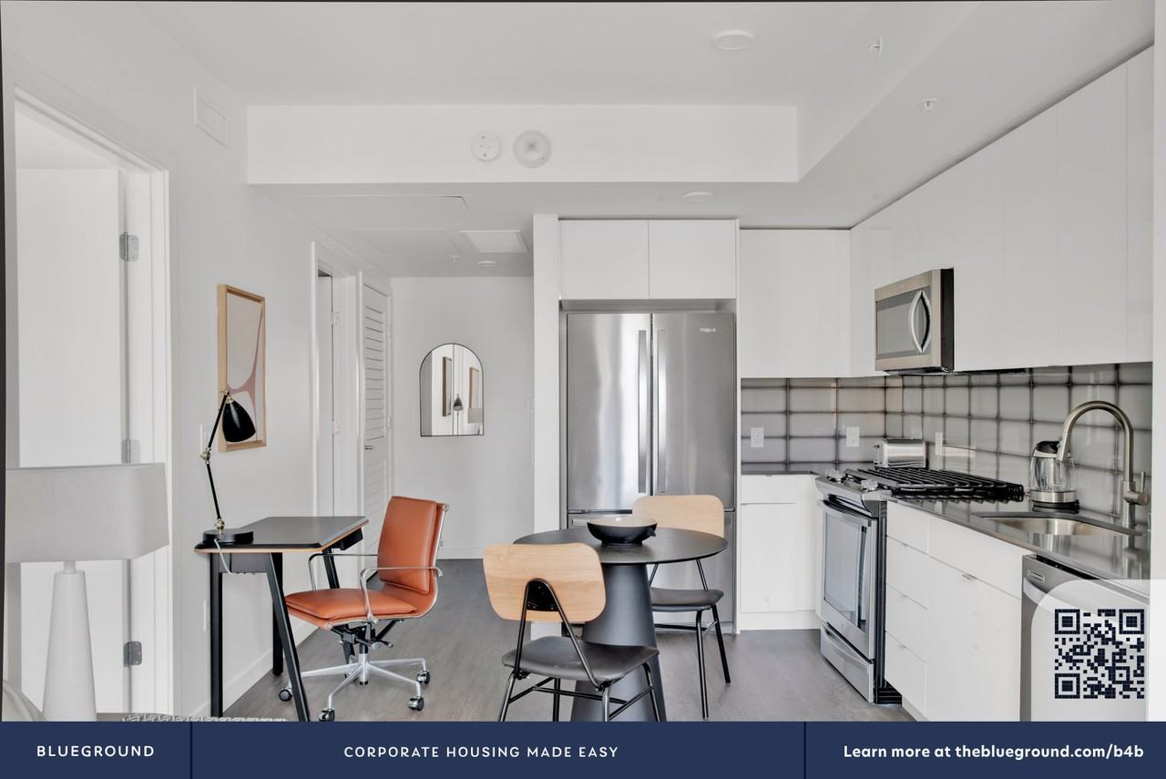 702 Spring St #451 - Photo 6 of 37