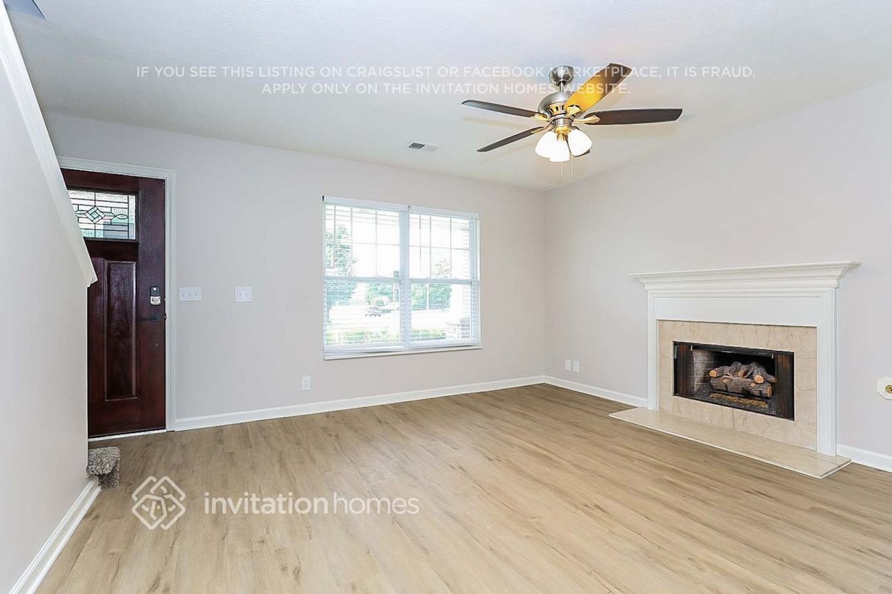 1898 Brookmeadow Ln - Photo 5 of 18