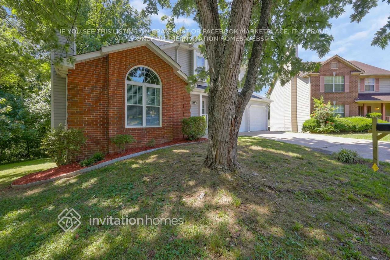 844 Rocky Mountain Pkwy - Photo 2 of 30