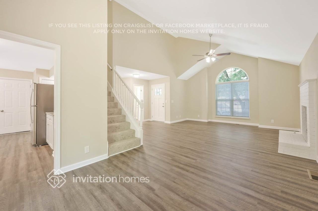 844 Rocky Mountain Pkwy - Photo 7 of 30