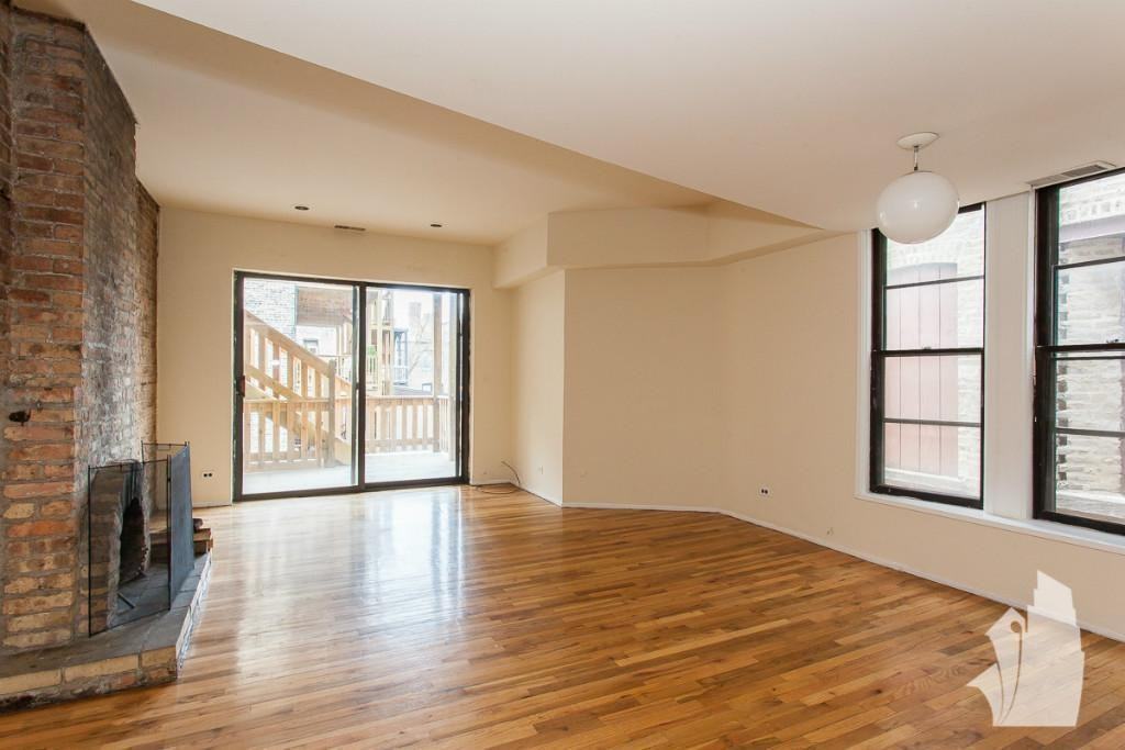 2900 N Broadway St - Photo 3 of 10
