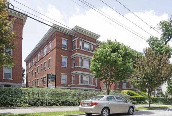 The Arthur Apartments - Photo 3 of 16