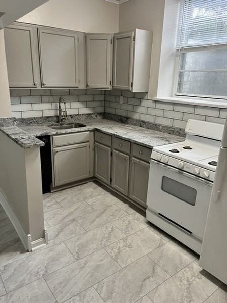 The Arthur Apartments - Photo 7 of 16