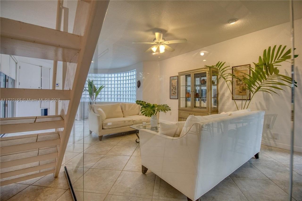 2200 Lincoln Ave - Photo 7 of 31