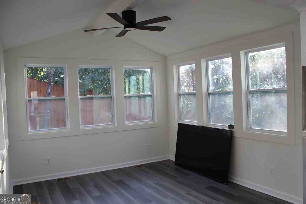 4034 Serin Ct Ne - Photo 7 of 27