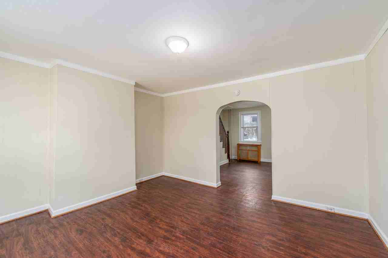 403 S Eden St - Photo 3 of 32