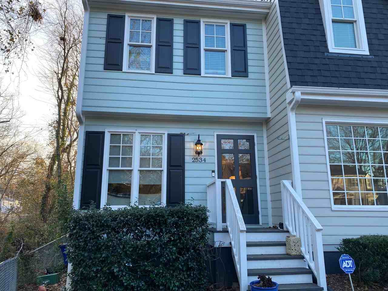 2534 Noble Rd - Photo 2 of 29