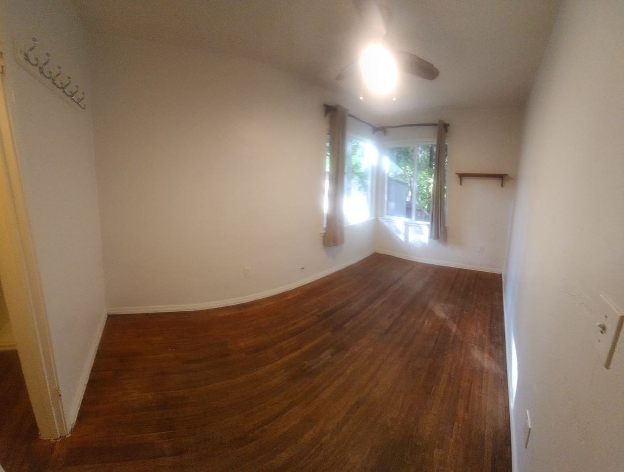 1690 Phillips Ln - Photo 3 of 45