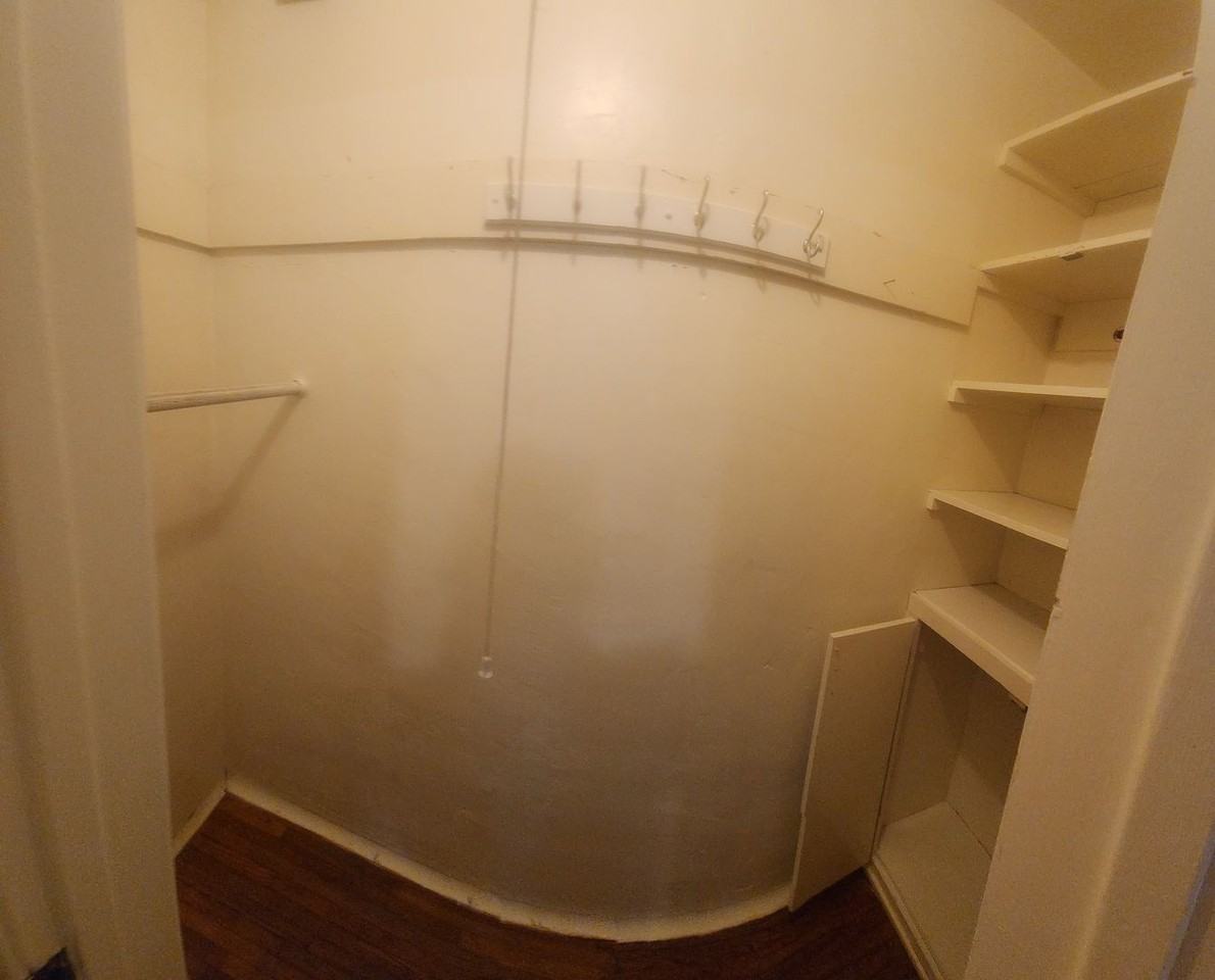 1690 Phillips Ln - Photo 6 of 45