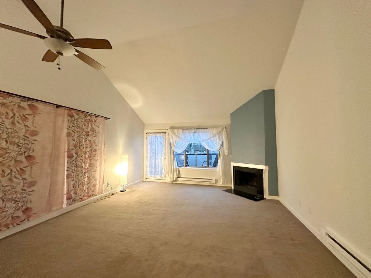 7307 Sand Point Way Ne - Photo 4 of 16