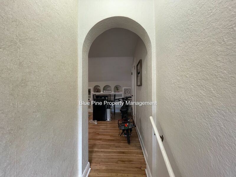 1249 S Emerson Ave #7 - Photo 3 of 10
