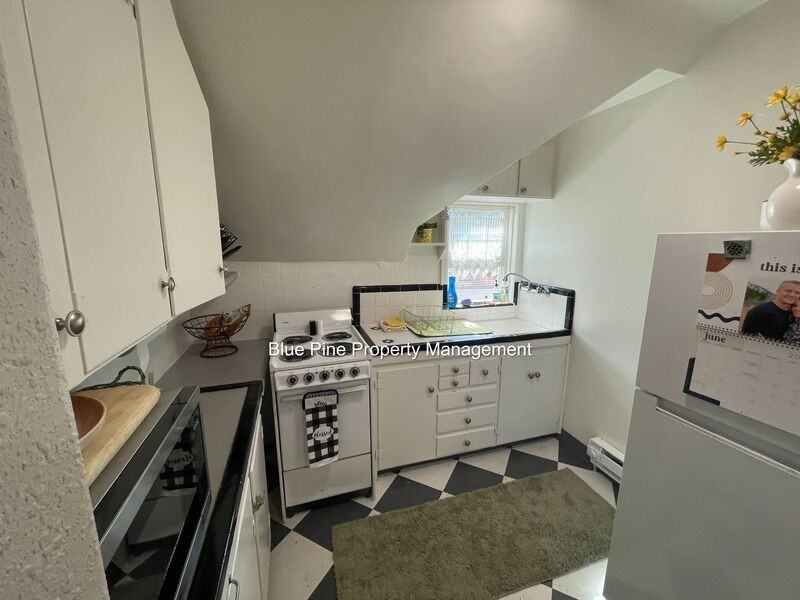 1249 S Emerson Ave #7 - Photo 7 of 10
