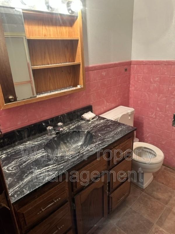 639 2nd St #1 - Photo 7 of 10