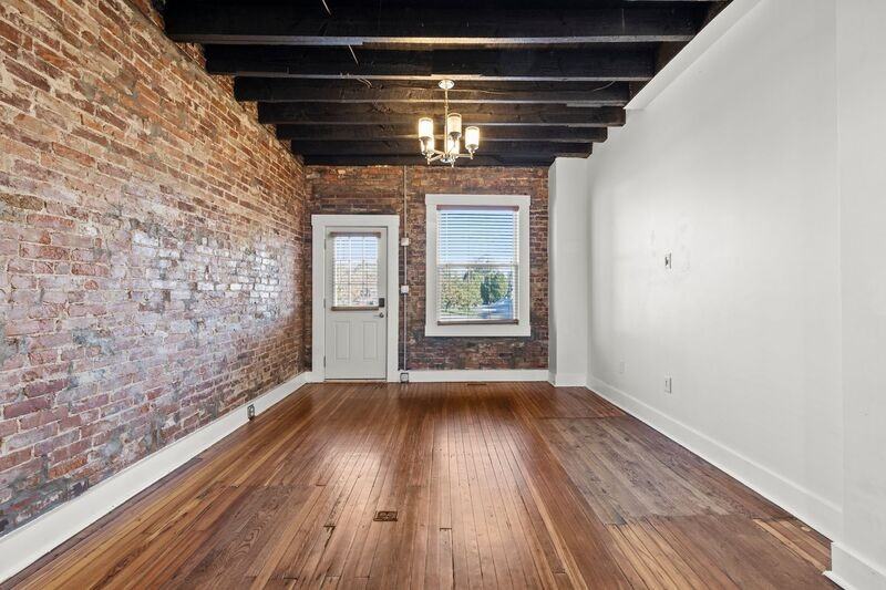 1683 E Main St - Photo 5 of 22