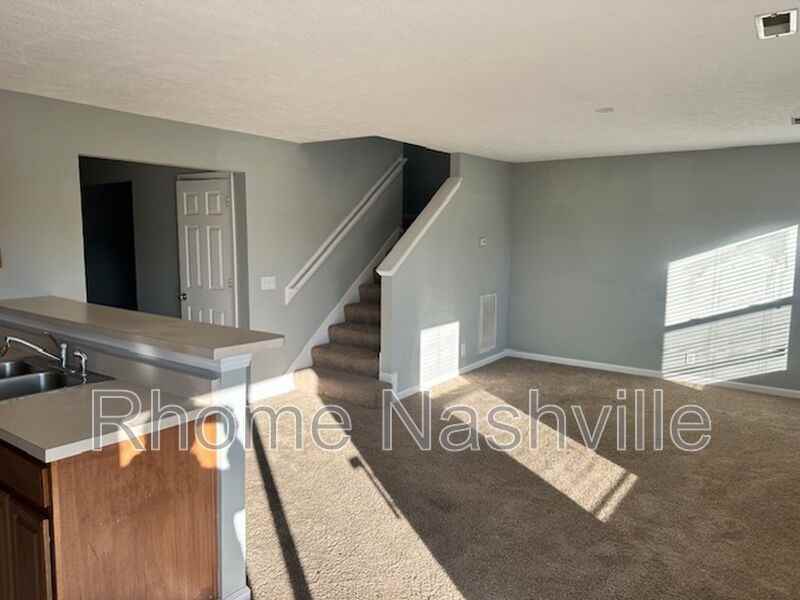 2409 Edencrest Dr - Photo 5 of 19