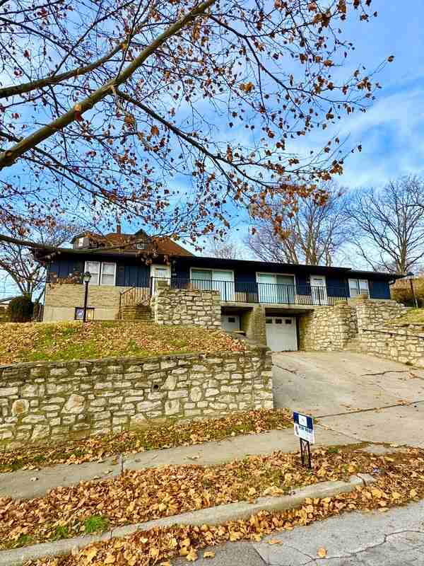 128 Wabash Ave - Photo 2 of 15