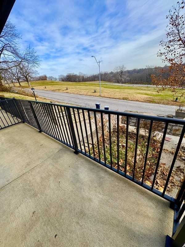 128 Wabash Ave - Photo 3 of 15