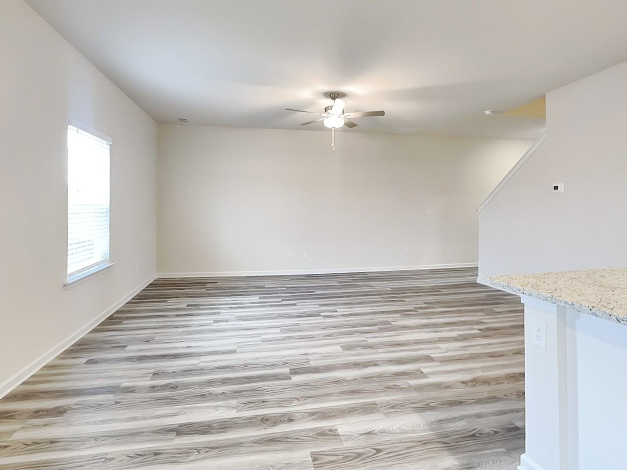 142 Avondale Blvd - Photo 5 of 19