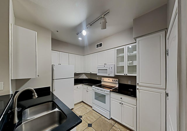 1701 E Colter St #365 - Photo 6 of 19