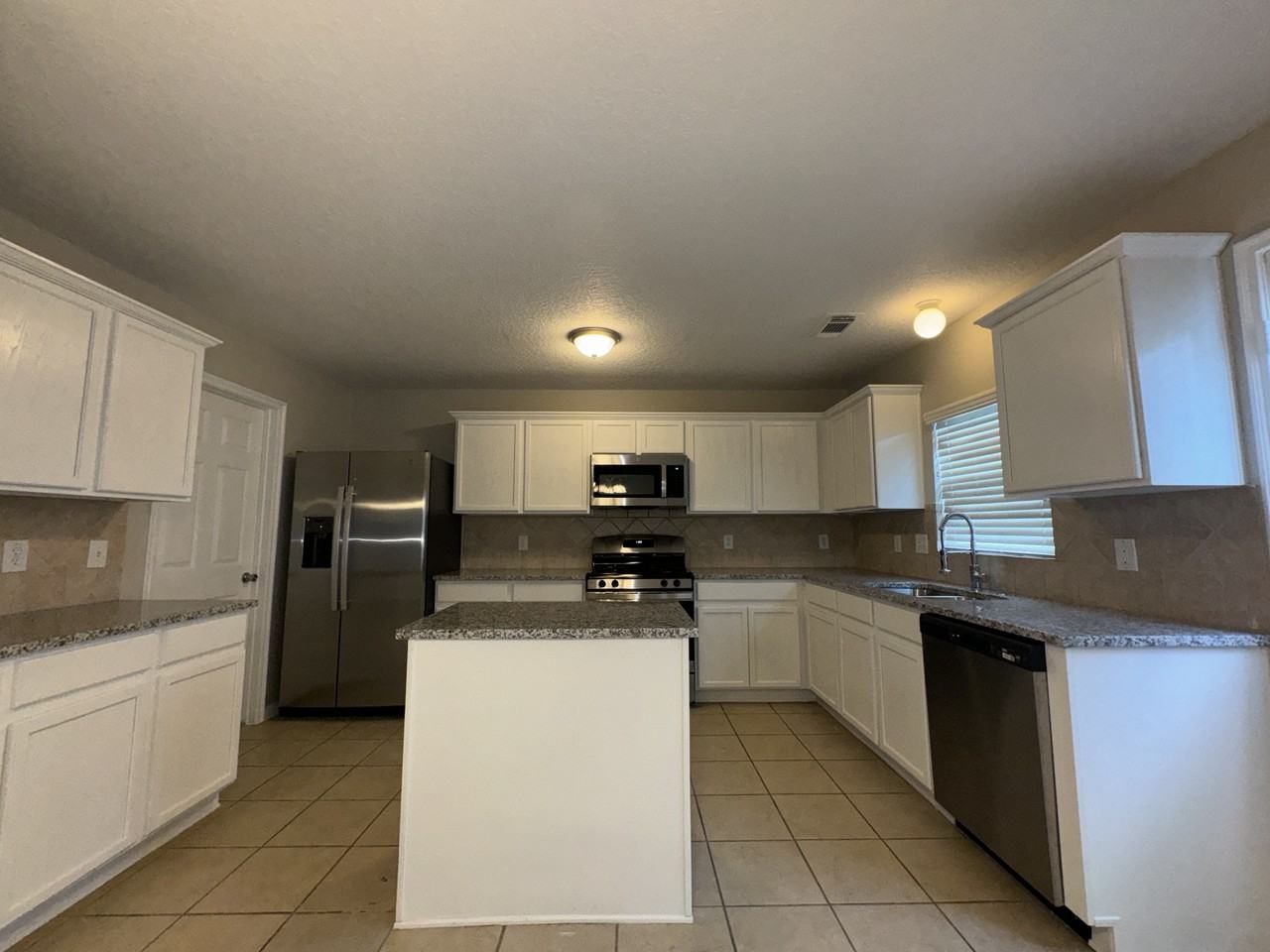 18310 Atasca Woods Trce - Photo 6 of 21