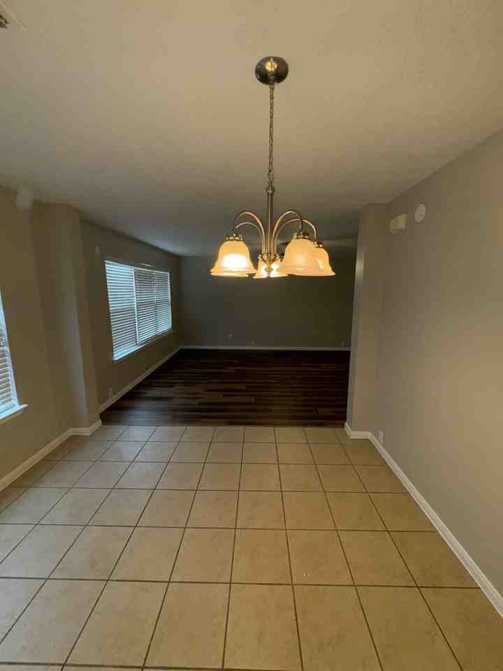 18310 Atasca Woods Trce - Photo 7 of 21