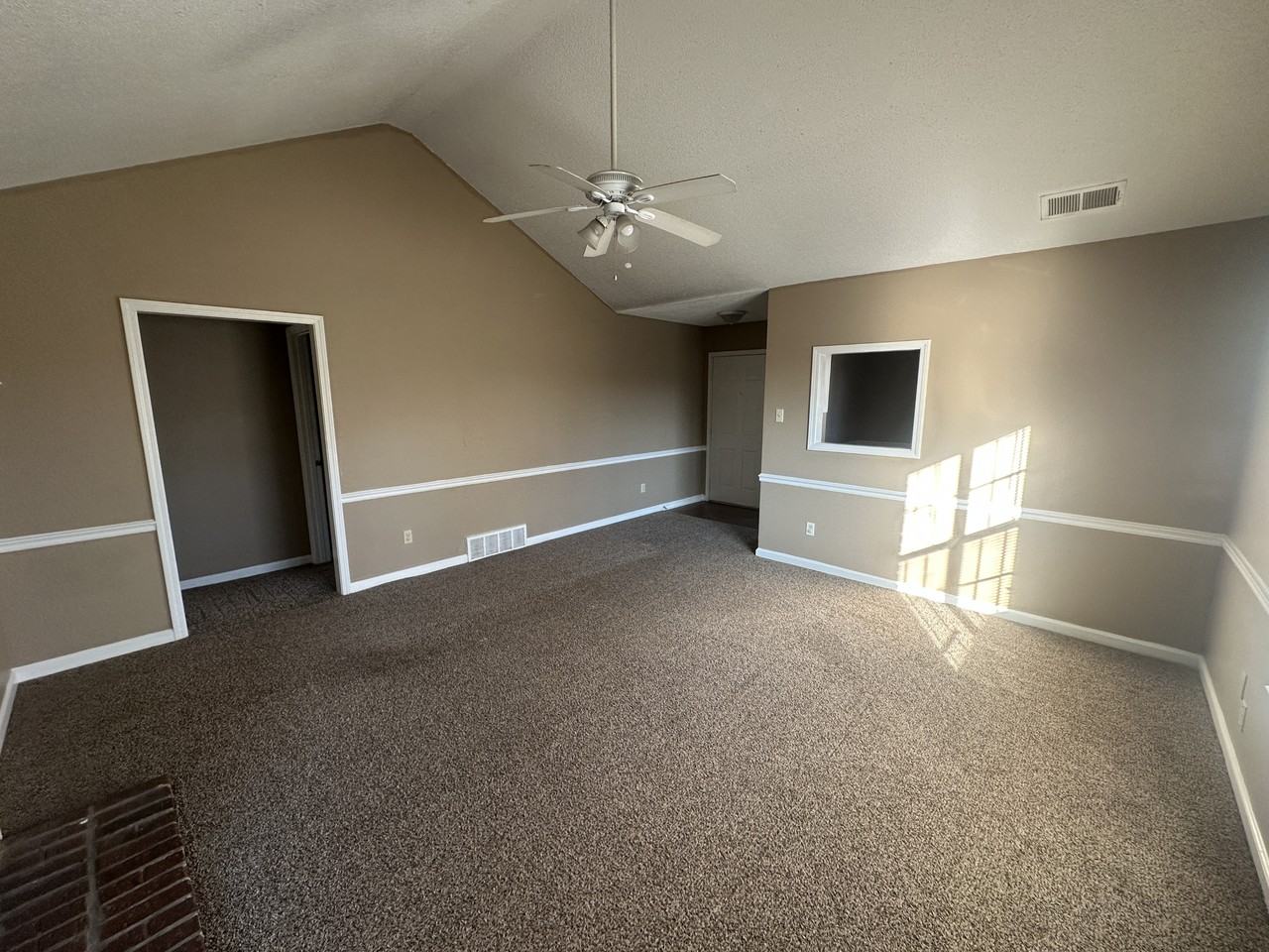 5545 Oak Branch Cir S - Photo 3 of 15