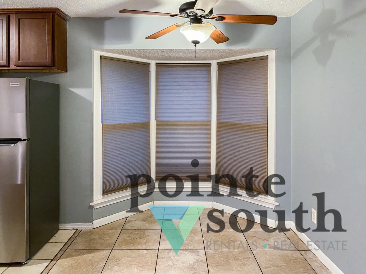 7811 Coronet Ln - Photo 6 of 15