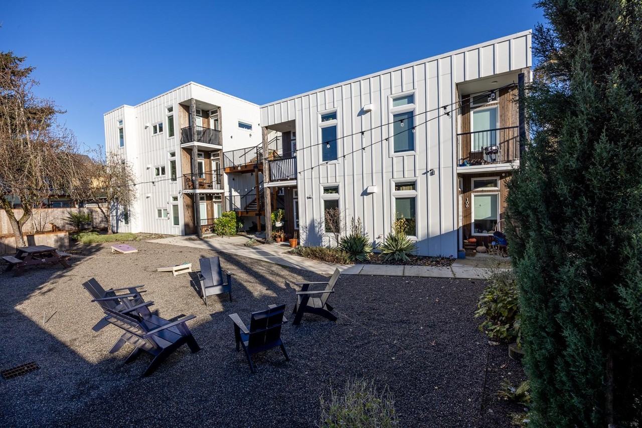 02M - Eden Park - Photo 5 of 24