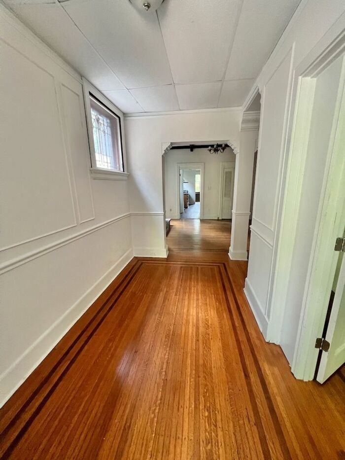 3341 Bishop St - Photo 3 of 20