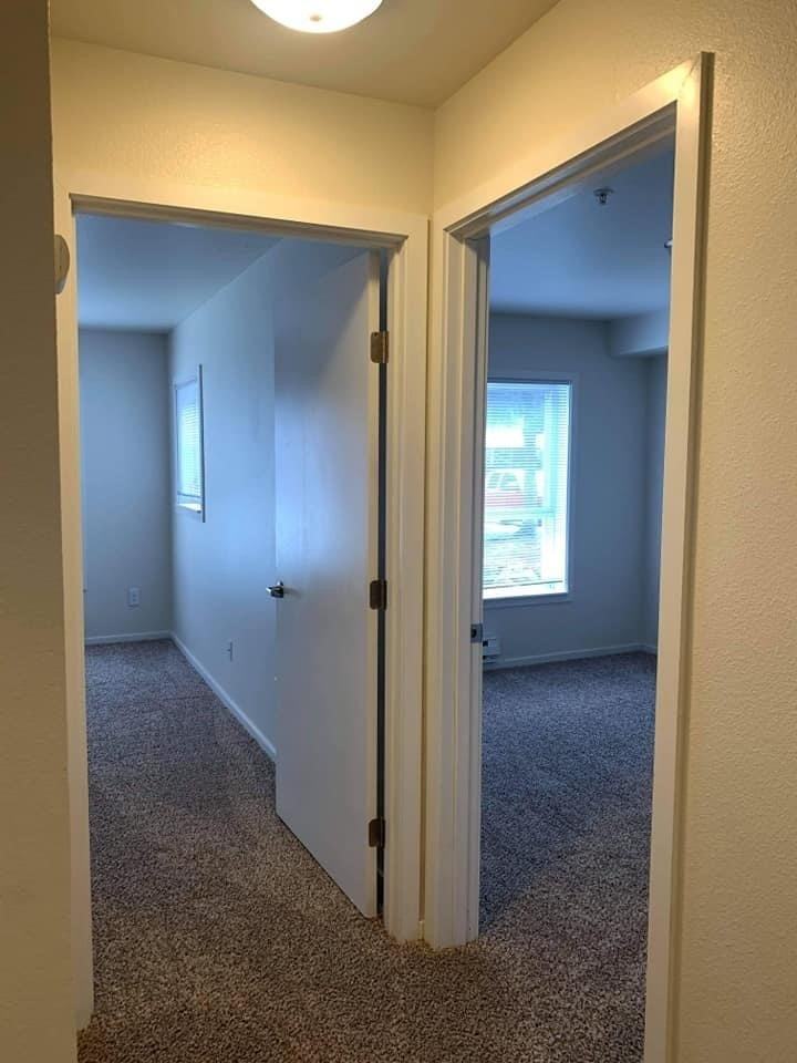 GREEN DRAKE  APARMENTS 311 West Casino Road - Photo 3 of 23