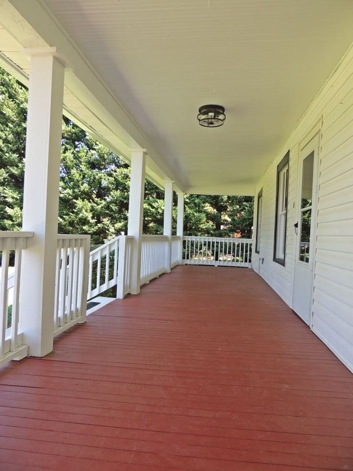 1712 Old Niles Ferry Rd - Photo 6 of 35