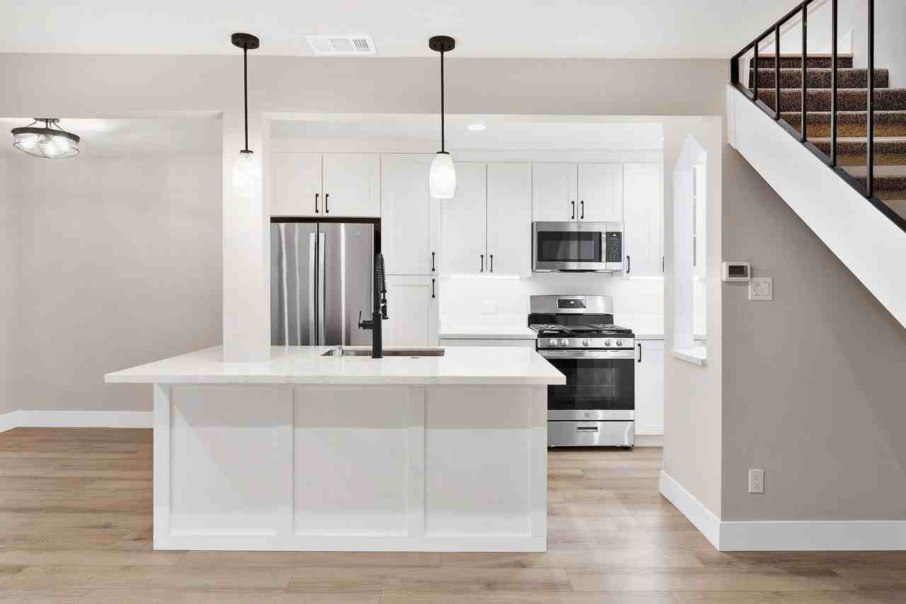 2816 Pole Line Road #2 - Photo 3 of 13