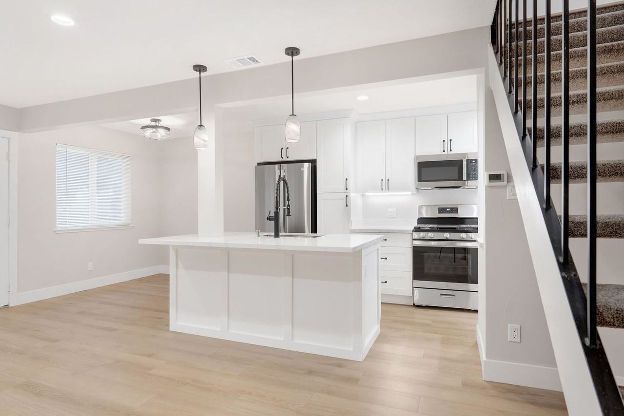 2816 Pole Line Road #2 - Photo 4 of 13