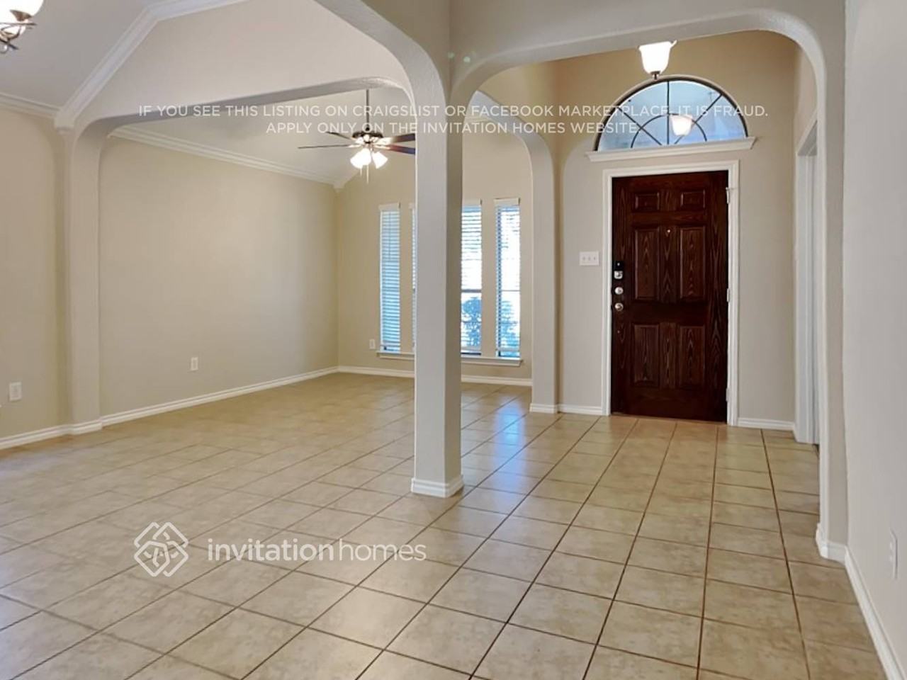 10645 Devinstone Dr - Photo 4 of 20
