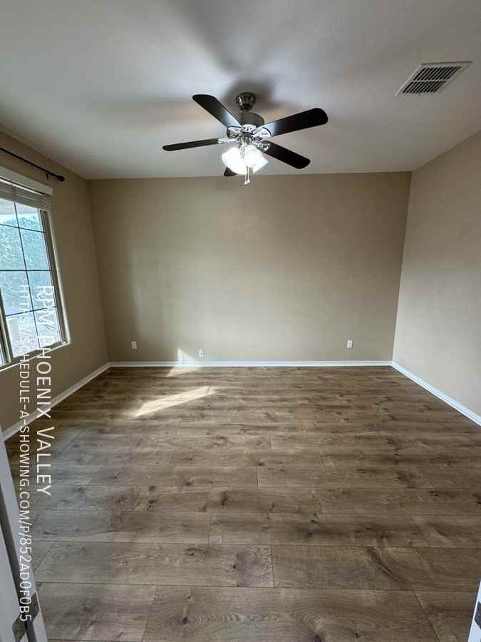2516 W Gary Way - Photo 3 of 38