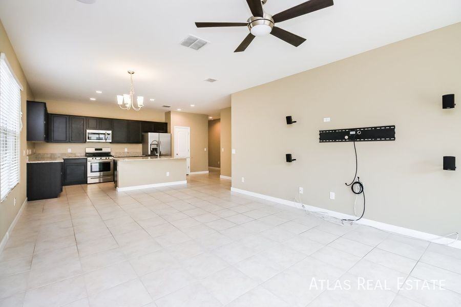 4137 W White Canyon Rd - Photo 3 of 20