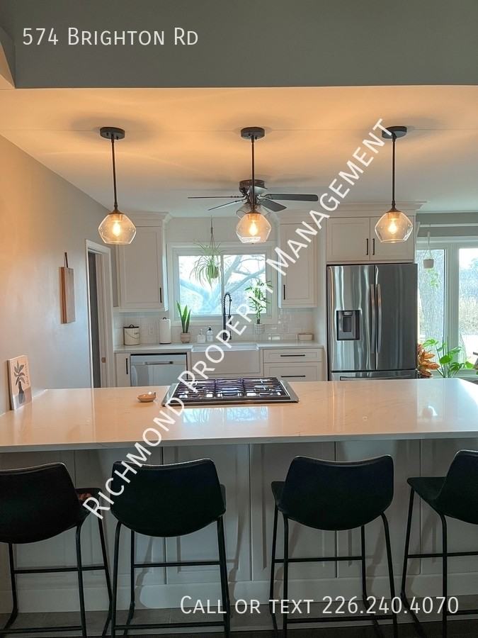 574 Brighton Rd - Photo 3 of 25