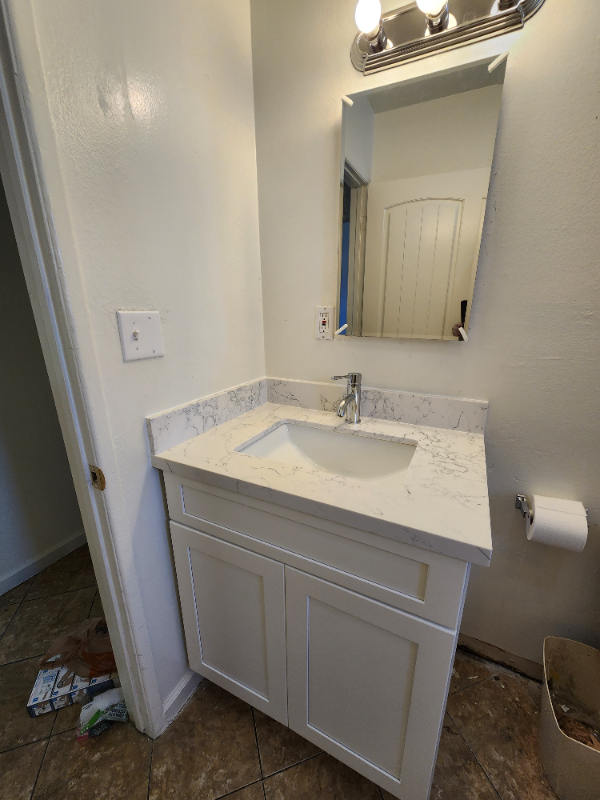 5121 Merle St #B - Photo 3 of 8