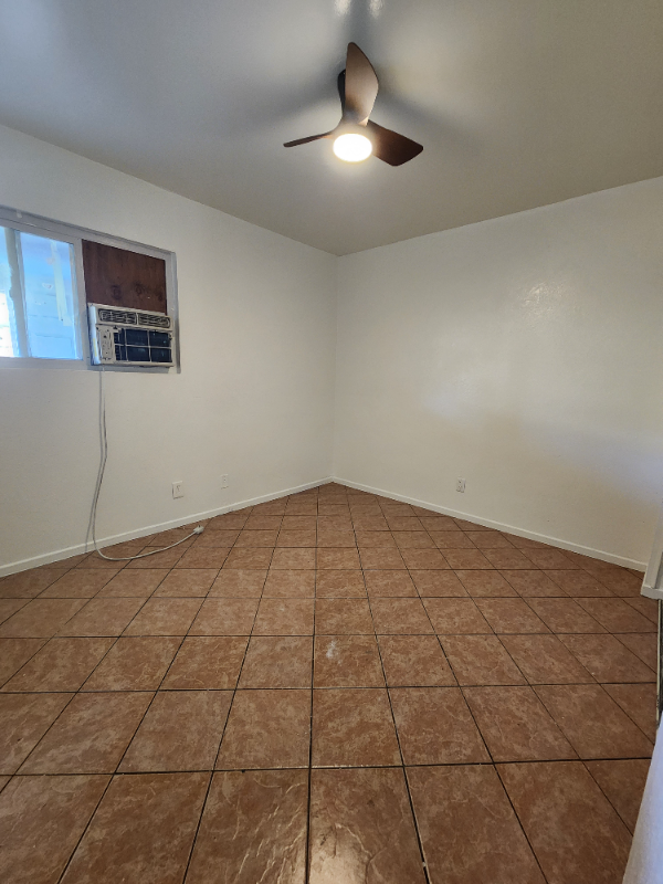 5121 Merle St #B - Photo 4 of 8