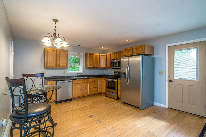 18 Frost Farm Rd - Photo 2 of 13